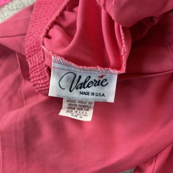 Vintage 80s Valerie bubblegum pink culotte shorts, size 36 or L - Picture 7 of 8